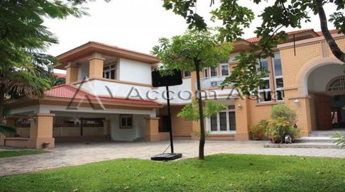 🔼🔽 AccomA 📩  4 BR House @Nantawan Village Srinakarin (50192)