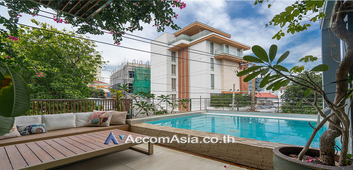 picture 🔼🔽 AccomA 📩 Pet friendly,Private Swimming Pool,Huge Terrace 5 BR House in Phra Khanong Nuea (AA19942) - 4/20