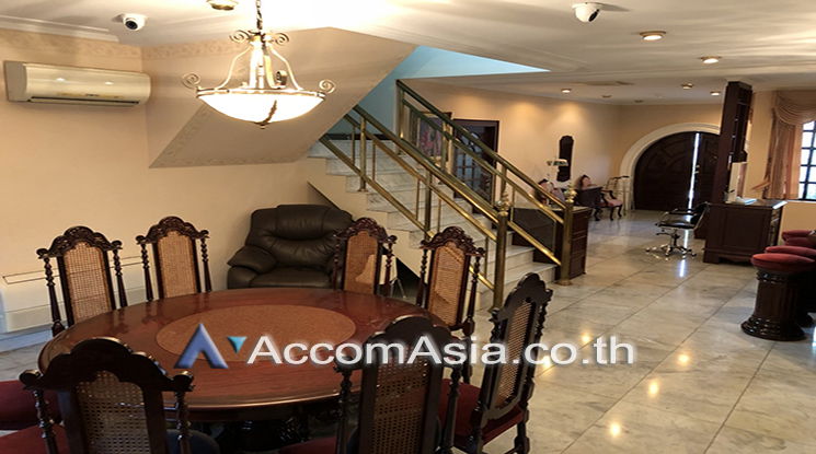 picture 🔼🔽 AccomA 📩 Tropical-style private house in peaceful Sathorn neighborhood (AA20482)  - 8/15