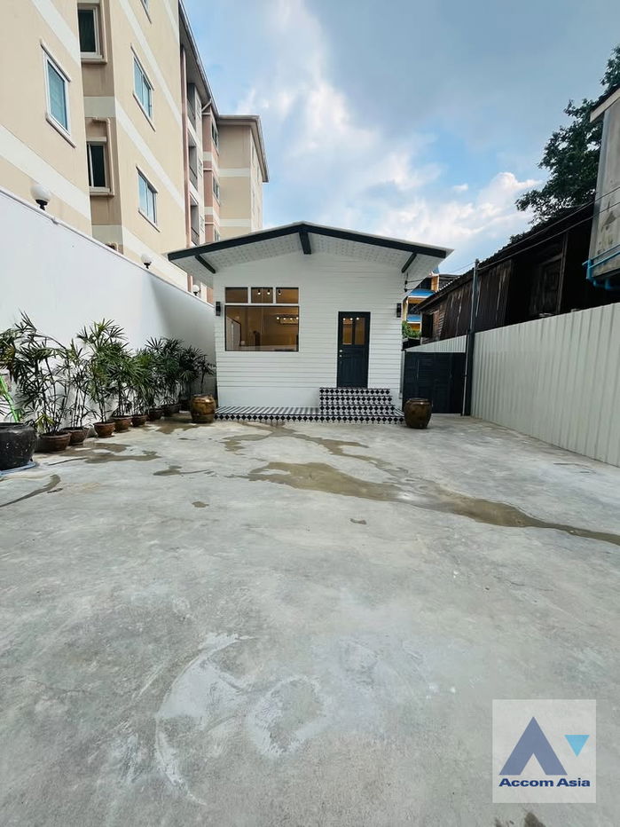 picture 🔼🔽 AccomA 📩 Home Office 1 BR House in Yan Nawa (AA42649) - 6/6