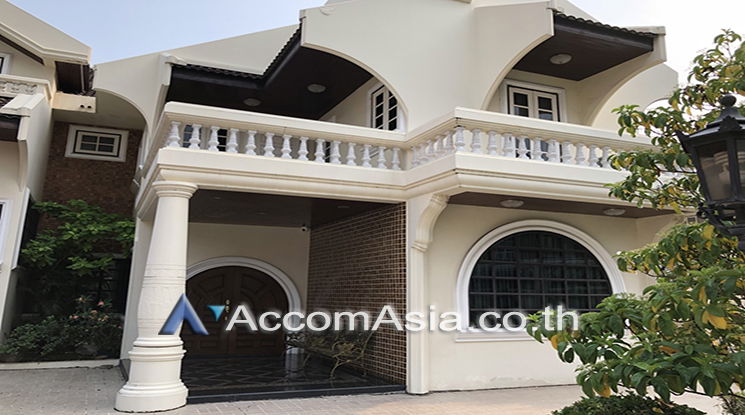 picture 🔼🔽 AccomA 📩 Tropical-style private house in peaceful Sathorn neighborhood (AA20482)  - 1/15