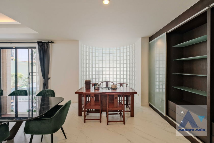 รูป 🔼🔽 AccomA 📩 Garden 4 BR House in Khlong Ton Nuea (6002301) - รูปที่ 10/20