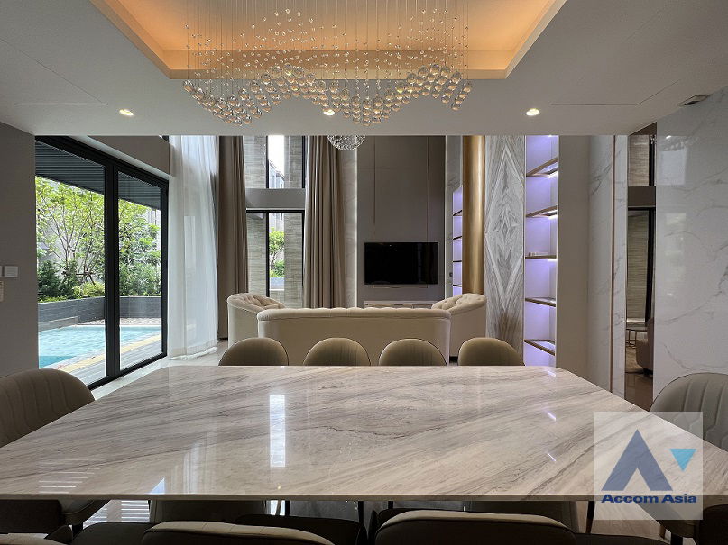 picture 🔼🔽 AccomA 📩 Luxury Modern Pool Villa with Full Glass and Natural Finish (AA34992) - 8/20