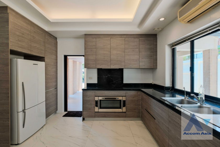 รูป 🔼🔽 AccomA 📩 Garden 4 BR House in Khlong Ton Nuea (6002301) - รูปที่ 6/20