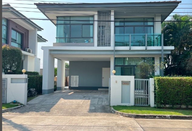 ขายบ้านเดี่ยว : ขายบ้านเดี่ยว เศรษฐสิริ ศรีนครินทร์ พระราม9 กรุงเทพกรีฑา   