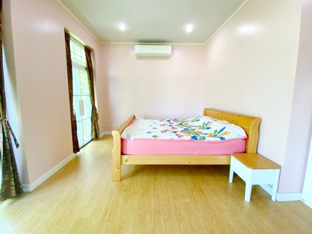 รูป รร.วัดบางกระดี่ 400 ม. 3-4นอน ตลาดมิตรมงคล888 500 ม. พลูวิลล่า ให้เช่าคฤหาสน์สุดหรู 2ชั้น 140ตร.วา. 555 ตร.ม. จัดเต็มเฟอร์ 2น้ำ - รูปที่ 2/8