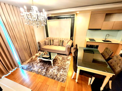 Condos for rent : Condo for rent  : Via Botani Sukhumvit 47 ( BTS  Phrom Phong ) MK-02  line @livingbkk