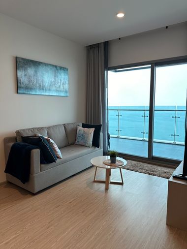 ให้เช่า : The Symphony คอนโดบนชายหาดส่วนตัว : 2 bed 2 bath ชั้น 36 พื้นที่ 78 ตรม.