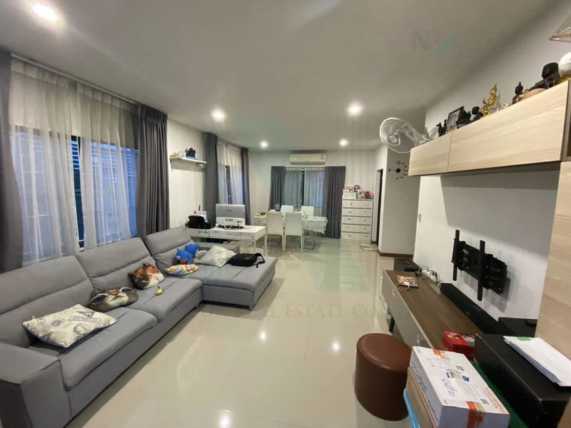 บ้านเดี่ยวให้เช่า : 🚩 ให้เช่าบ้านเดี่ยว 2 ชั้น โกลเด้น วิลเลจ บางนา-กิ่งแก้ว 3 ห้องนอน 3 ห้องน้ำ
