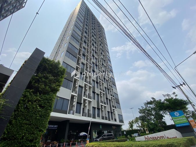 Blossom Condo @ Fashion Beyond