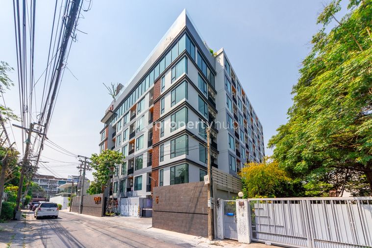 ESQUE SUKHUMVIT 101/1