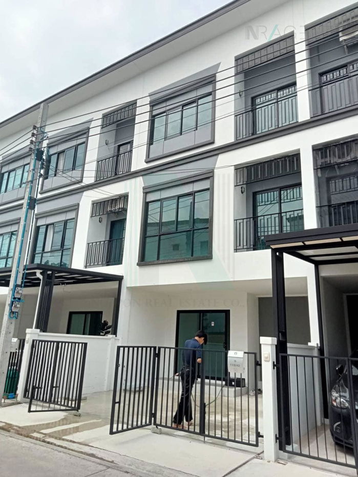 picture 📌 For Rent 3-story Townhouse LUMPINI TOWN PLACE SUKHUMVIT - SRINAKARIN 3 bedroom 2 bathroom - 1/8