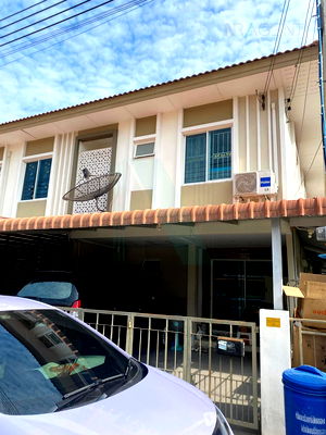 ขายทาวน์โฮม : 📌 ขายทาวน์เฮาส์ โครงการ ไอลีฟ ทาวน์ 2 ประชาอุทิศ 90 2 ชั้น 4 ห้องนอน 3 ห้องน้ำ
