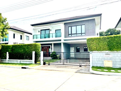 บ้านเดี่ยว วิทยาลัยดุสิตธานี : 📌 ขายบ้านเดี่ยว โครงการ เดอะ ซิตี้ พัฒนาการ 2 ชั้น 4 ห้องนอน 4 ห้องน้ำ