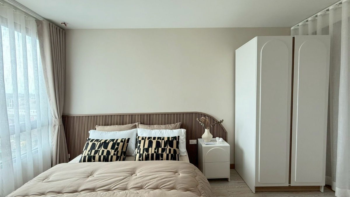 picture The Future Condo For Sell WR-03102 - 4/12