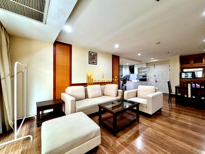 เช่าคอนโด สุขุมวิท 15 : Wattana Suite - Cozy 2 Bedroom Condo For Rent Near NIST - BR60256CD