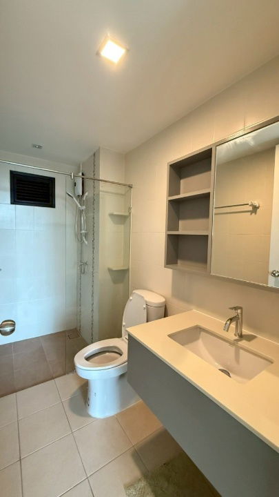 picture The Future Condo For Sell WR-03102 - 10/12