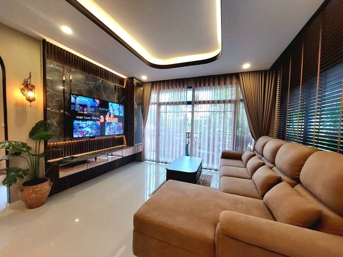 ขายบ้านเดี่ยว 4 ห้องนอน 215 ตร.ม. 56 ตร.ว. แกรนด์ บริทาเนีย พระราม 9-กรุงเทพกรีฑา