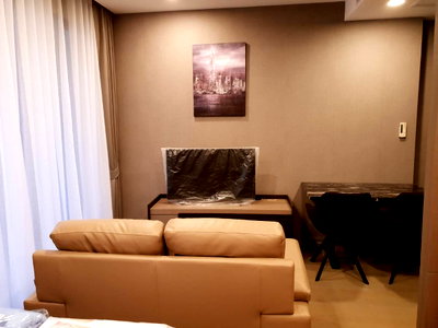 Condos for rent : 💥CP-7242💥 Ashton Chula - Silom 👉Line : @rangrak
