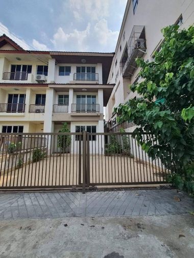 LTH12225 – Home office FOR SALE in Soi Sukhumvit 62 Soi 1 Size 420 Sq.m 3 room 4 baths Near BTS Bang Chak Station ONLY 8.9 MB