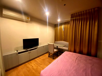 Condos for rent : Condo for rent 1 Bed 1 Bath at "The Editor" Close BTS Saphan Khwi 16,000 Baht/Month