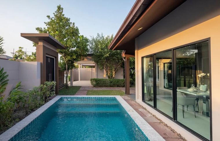 บ้านพัทยา 5 ห้วยใหญ่ให้เช่า สระว่ายน้ำ ตกแต่งเฟอร์นิเจอร์บครบครัน พร้อมเข้าอยู่