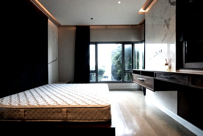 ขายคอนโด : Condo for sale The Crest Sukhumvit 34 พร้อมอยู่   (S15-19616(S))