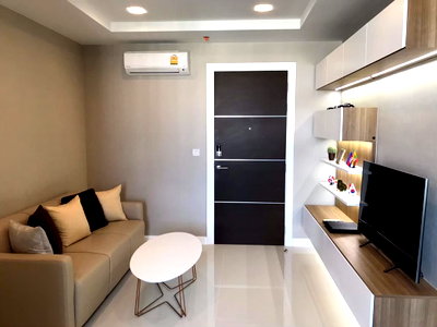 Condos for rent : For rent: The Metropolis Samrong condo, room size 35 sq.m., 23rd floor, city view.