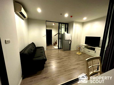 Condos for sale : 2-BR Condo at Knightsbridge Bearing near BTS Bearing (ID 2083339)