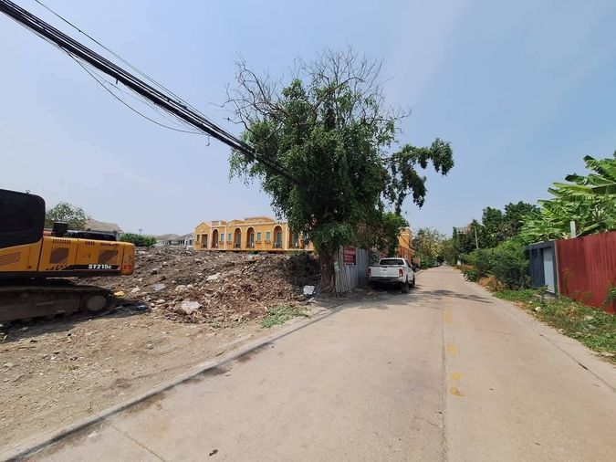 Land for sale, 326 sq wah, Bang Kapi