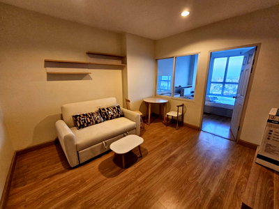 Condos for rent : Code: KJ5895  for rent Life @ Ratchada - Suthisan // Line ID: @kjcondo (with @) //