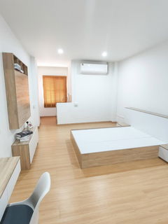 ขายด่วน พัฒนาการไลฟ์ ตกแต่งใหม่ สะอาดตา พร้อมเฟอร์นิเจอร์ หิ้วกระเป๋าเข้าอยู่ได้เลย