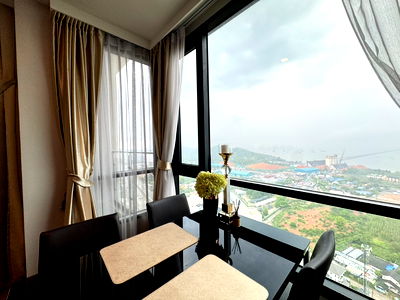 Condos for rent Robinson Sriracha : For rent: KnightsBridge Sriracha: Duplex 1 Bed 90 sq m, 33rd floor, sea view: near Robinson Sriracha