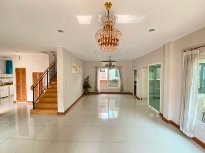3-bed house for sale, 207 sqm, 68.9 sq wah, Laddarom Elegance Wongwan Sathorn