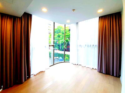 Condos for sale : 3 Beds 135 sq.m. Super Luxury Large Room Good Location BTS Phrom Phong 600 m.at Ashton Residence 41 Condo/ Condo For Sale