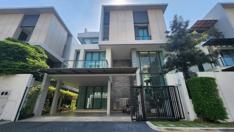 4-bed house for rent, 346 sqm, 52.5 sq wah, Baan Klang Muang Classe Ratchada - Ladprao