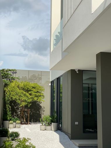 4-bed home office for sale, 400 sqm, 23.4 sq wah, Suan Luang