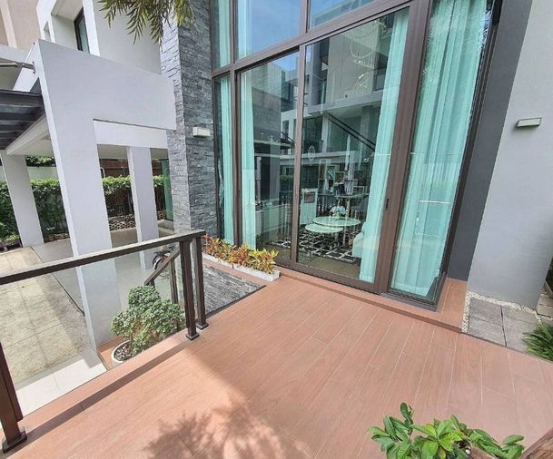 4-bed house for rent, 346 sqm, 52.5 sq wah, Baan Klang Muang Classe Ratchada - Ladprao
