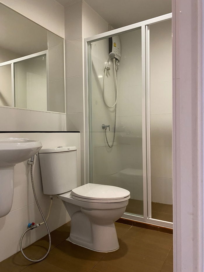 picture For Rent Regent Home Sukhumvit 97/1 Condominium 1 Bedroom 1 Bathroom 28 Sq.m.  on 8th Floor  Rental Price 8,500 Baht/month - 15/17