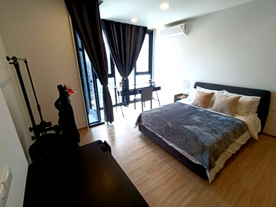 Condos for rent : For rent XT Phayathai Price 22,000 baht [MKsr250402]