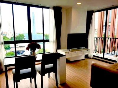 Condos for rent วิทยาลัยพณิชยการเชตุพน : Notting Hill The Exclusive Charoen Krung 