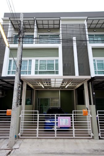 3-bed townhouse for rent, 164 sqm, Nalin Avenue 2