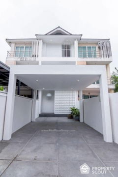 4-BR Townhouse in Chan Kasem (ID 2084628)