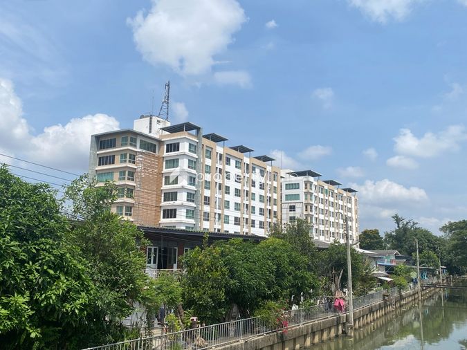 MileStone Condominium