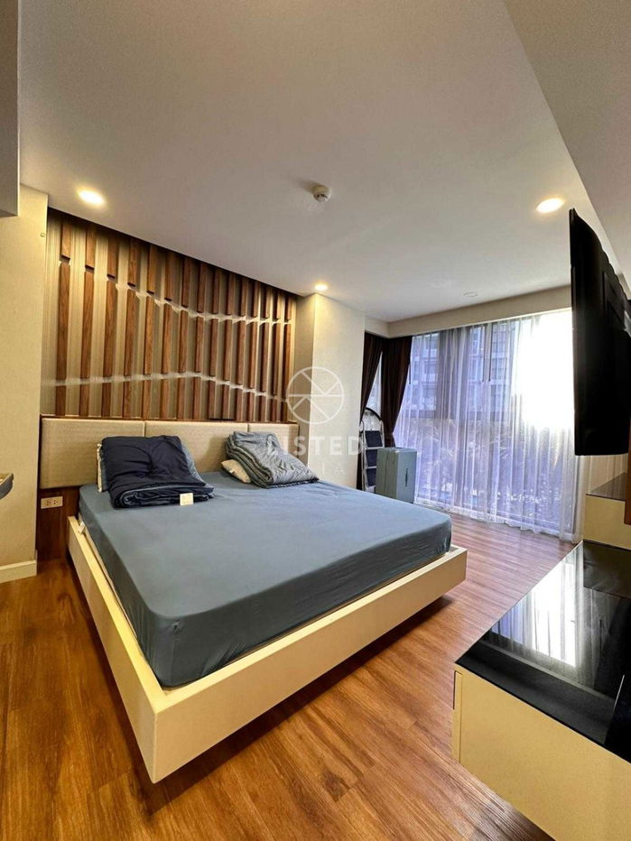 picture 2 Bedrooms Dusit Grand Park 1 Condo for Sale - 2/8