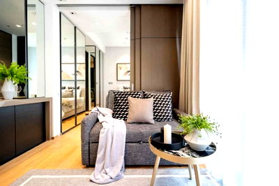 Condos for rent : Condo for rent  28 Chidlom ( BTS Chidlom)  (Rt-01)