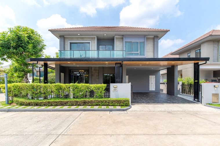 ให้เช่าบ้านเดี่ยวหรู VENUE พระราม 9 by SC ASSET หลังมุมแต่งครบ เฟอร์พร้อมอยู่ ✨ หน้าบ้านวิวสระว่ายน้ำ เดินถึงฟิตเนส คลับเฮ้าส์ใกล้แค่ไม่กี่ก้าว!