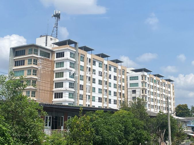 MileStone Condominium