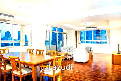 คอนโดให้เช่า : 3 Bed 3 Bath 230 SQ.M Krungthep Thani Tower