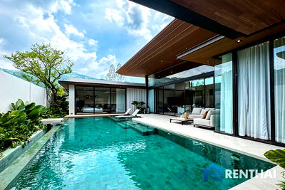 ขายบ้านเดี่ยว : วิลล่าหรู ภูเก็ต  3 ห้องนอน วิวภูเขา สุดพิเศษเพียง 14 ยูนิต